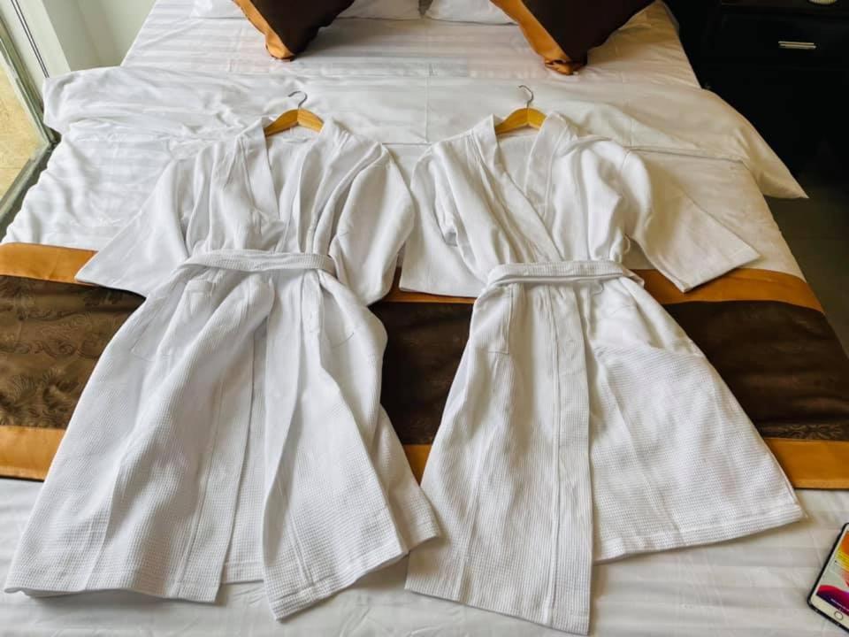 Thao An Hotel Hue Bagian luar foto